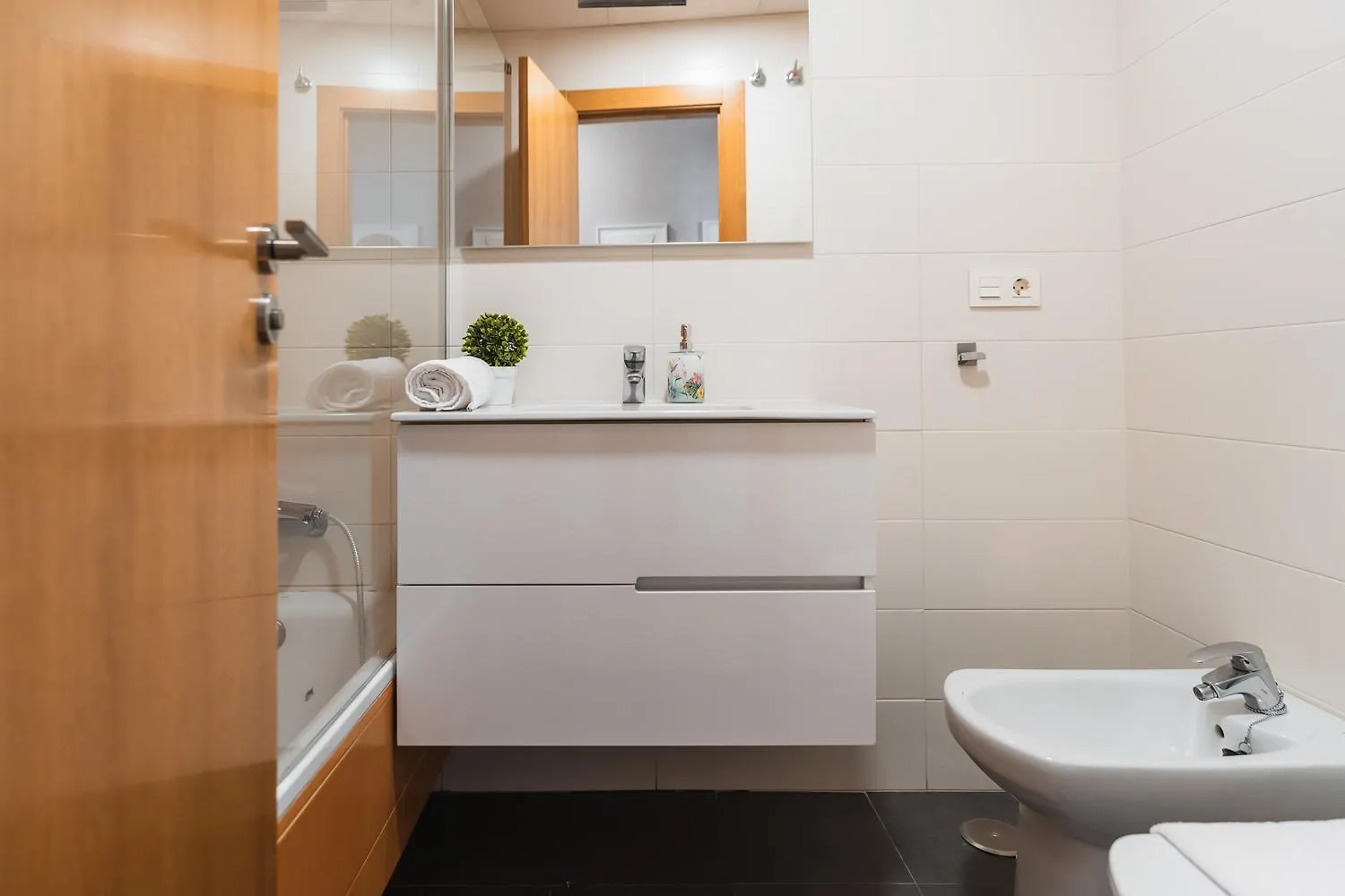 Tuguest Bib Rambla Aparments Apartment Granada Spain