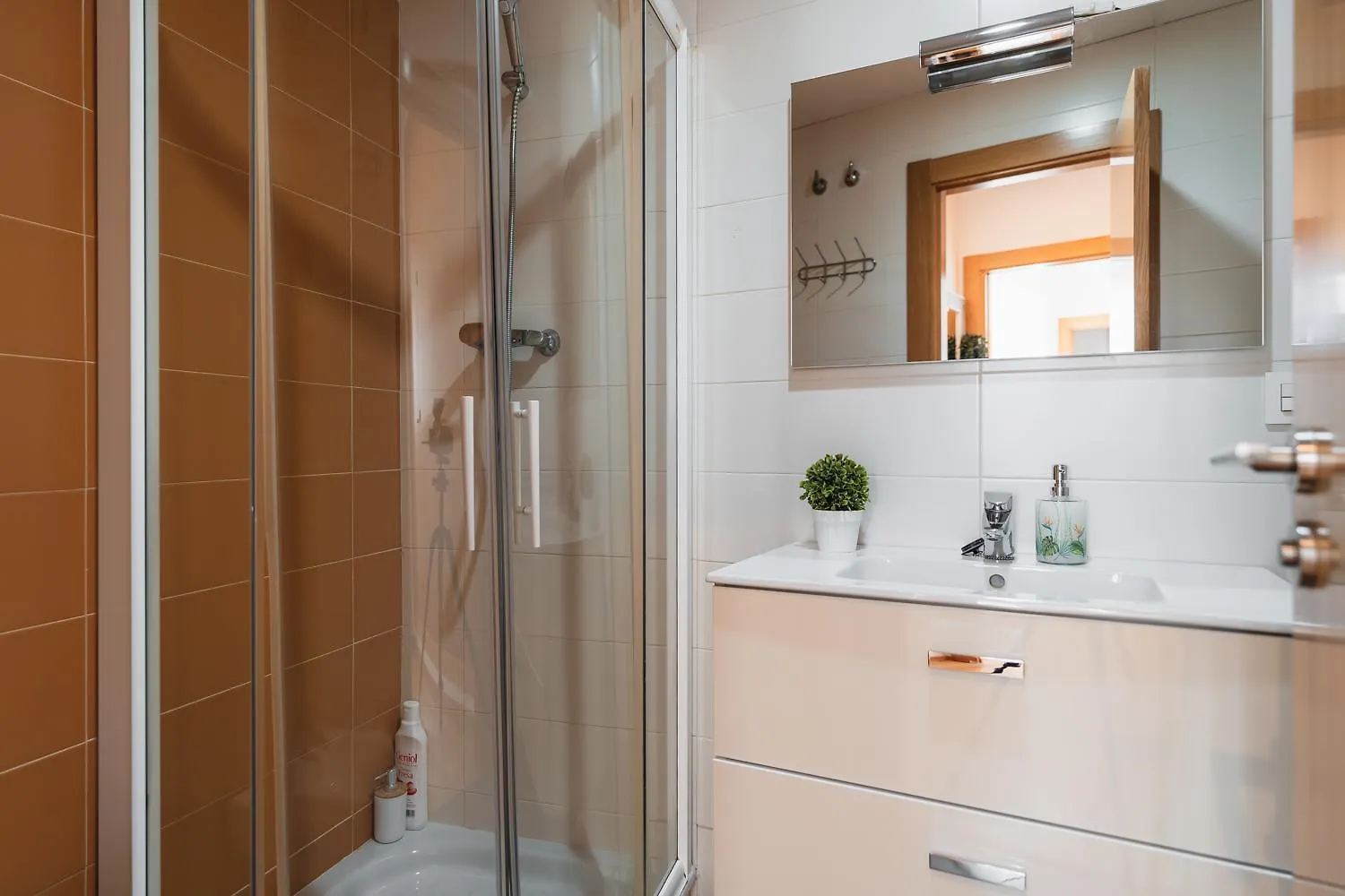 Tuguest Bib Rambla Aparments Apartment Granada